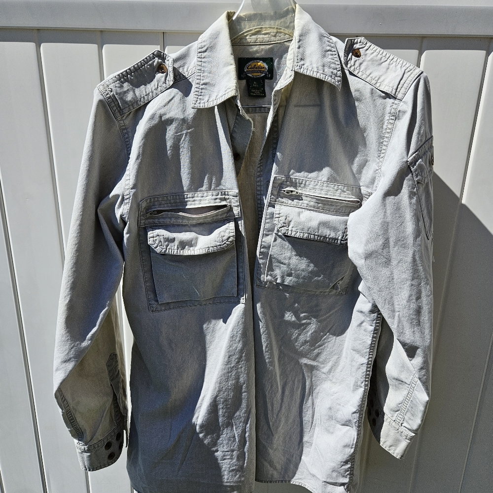 Cabelas Outdoor Gear Long Sleeve Button Up Shirt Size M 100% Cotton Vintage 🦈